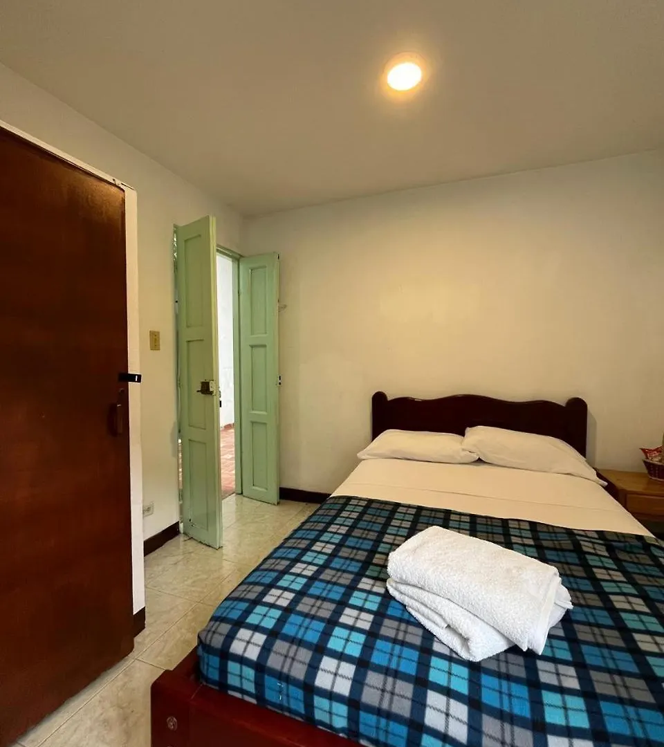 Sandalio Hostal 卡利 0*,  哥伦比亚