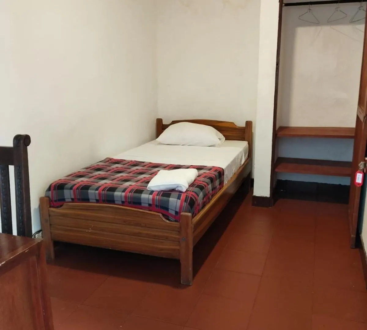 Sandalio Hostal 卡利 0*,
