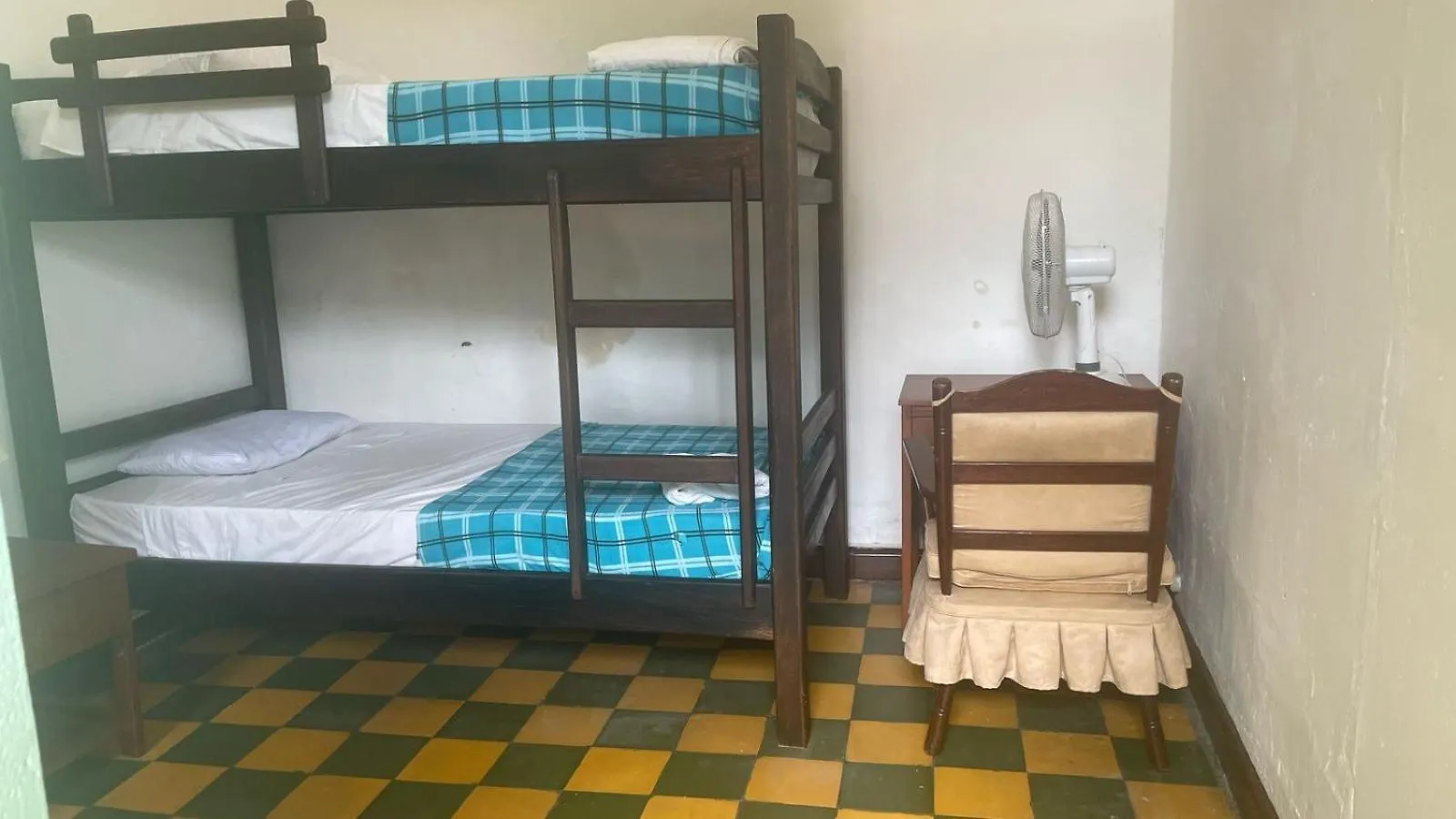 Sandalio Hostal 卡利 旅馆